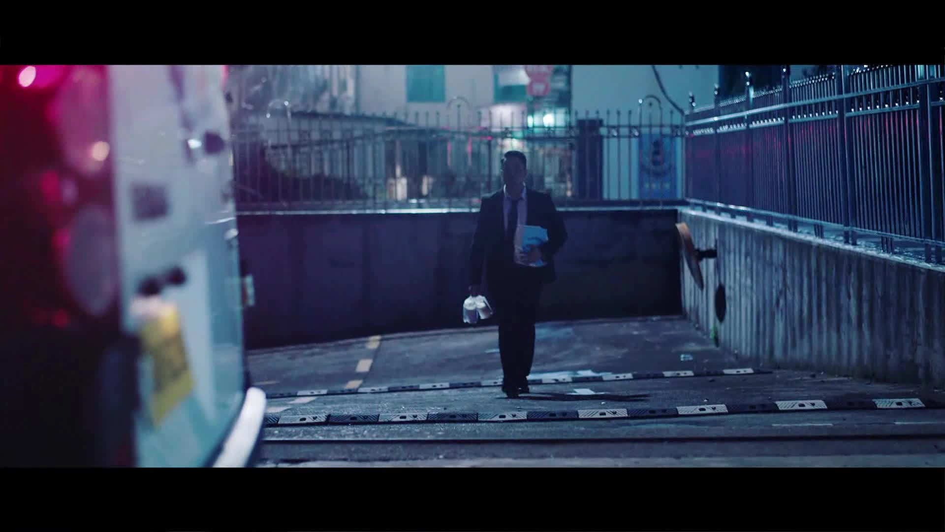 31.楼道内禁止充电-警匪篇.mp4