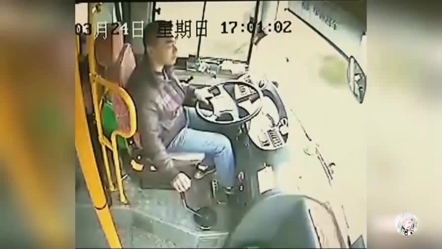 EHS学习资料网交通安全视频022.大巴车交通事故案例合集.mp4