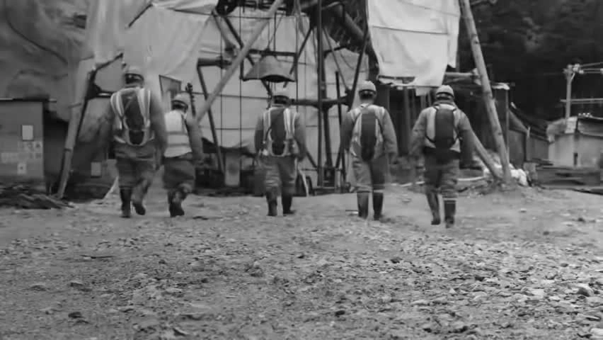 警钟长鸣！非煤矿山典型事故案例合集丨香格里拉红牛矿业“3·05”较大井下高处坠落事故.mp4