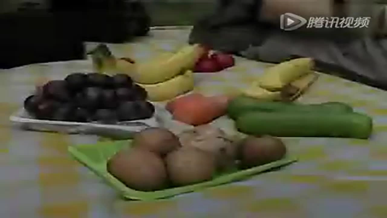 17、【视频】安全微课堂：食物中毒预防和处置.MP4