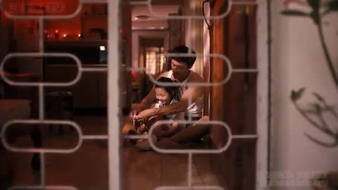 安全微电影《鞋带》.mp4